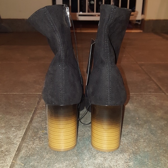 Suede block heel booties - Picture 2 of 4